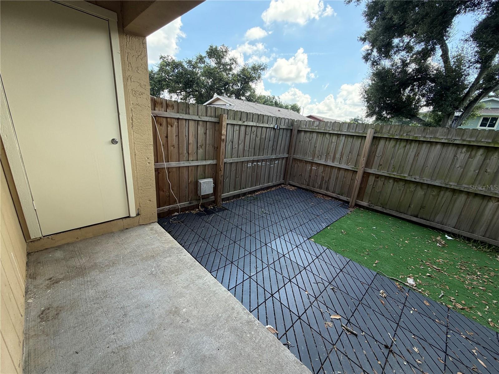 233 Thorn Tree, Brandon, FL 33510