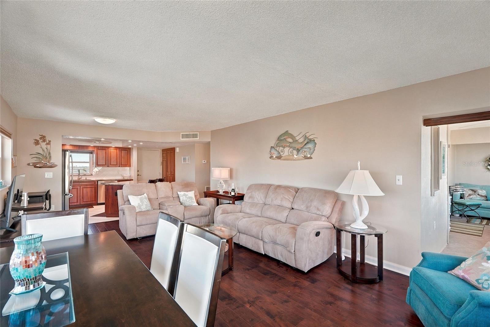 4550 Cove Unit 1009, St Petersburg, FL 33708