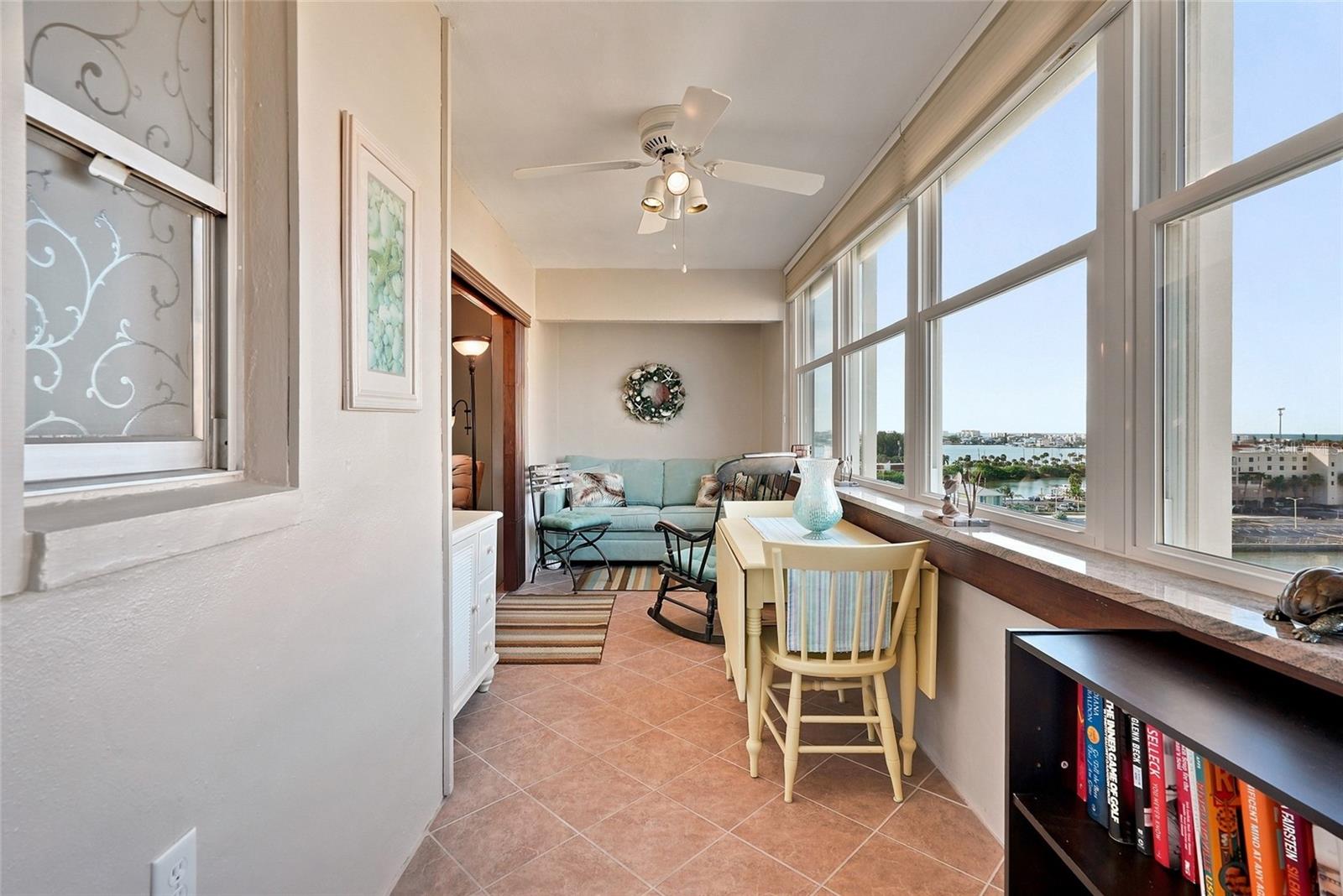4550 Cove Unit 1009, St Petersburg, FL 33708