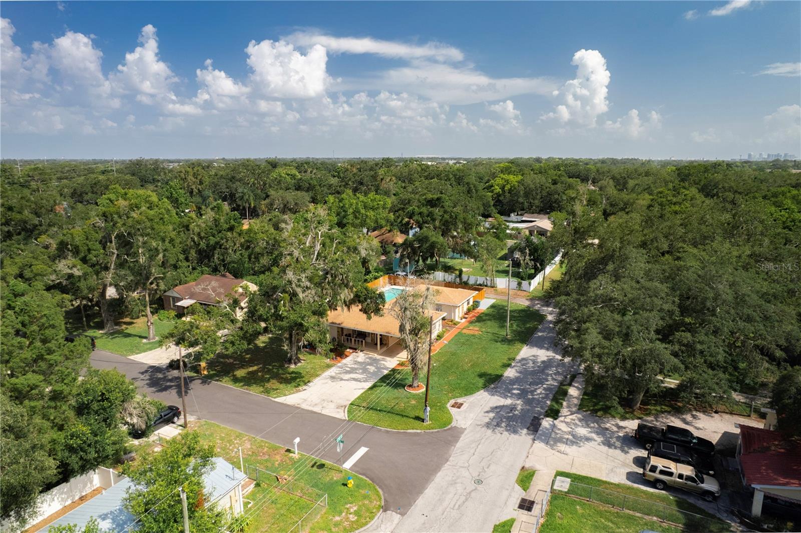 1901 Paris, Tampa, FL 33610