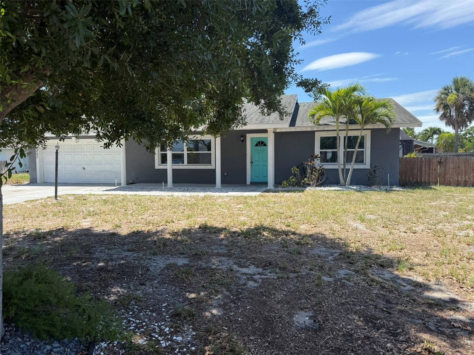 4207 21 St, Bradenton, FL 34205