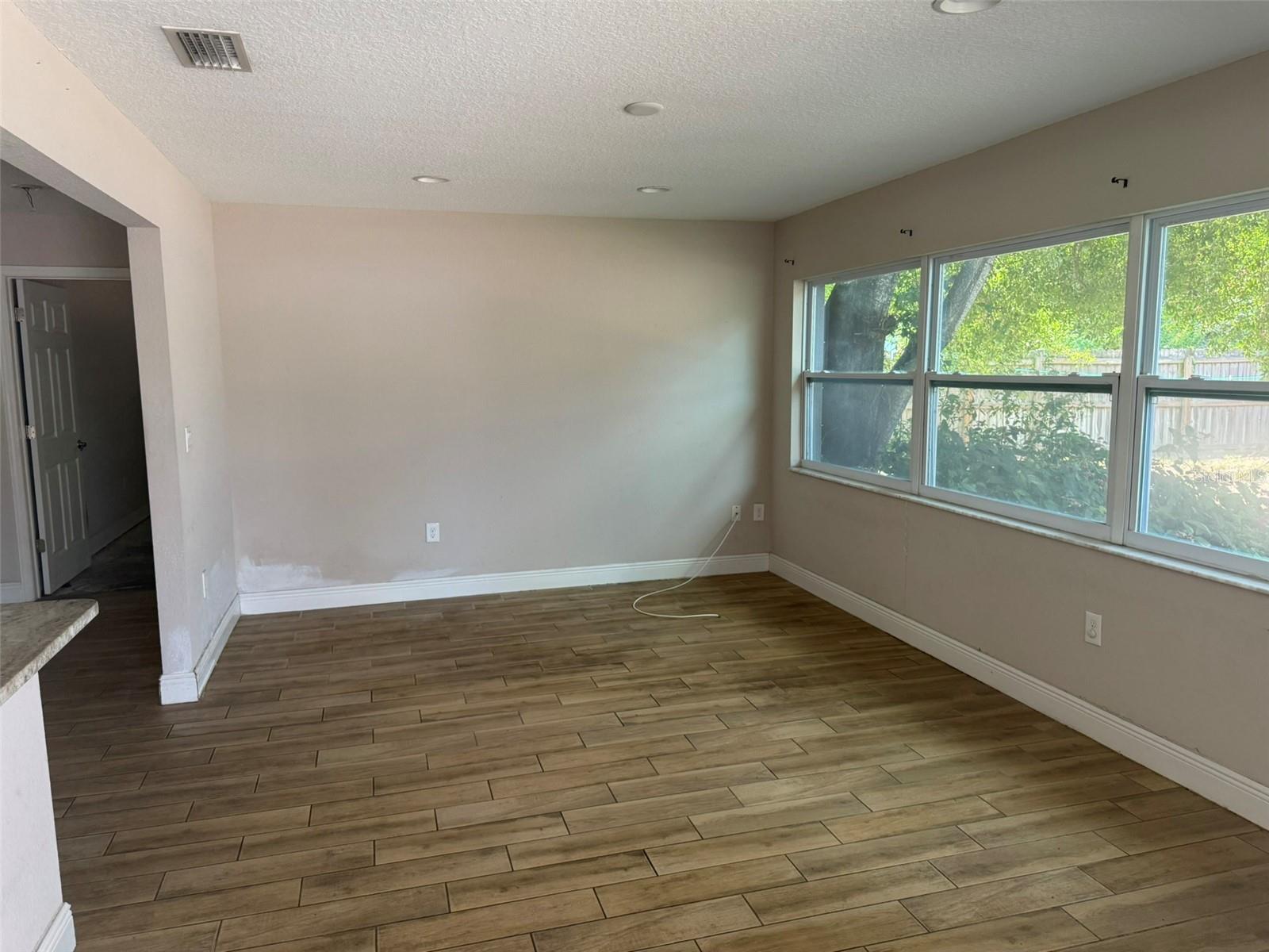 4207 21 St, Bradenton, FL 34205