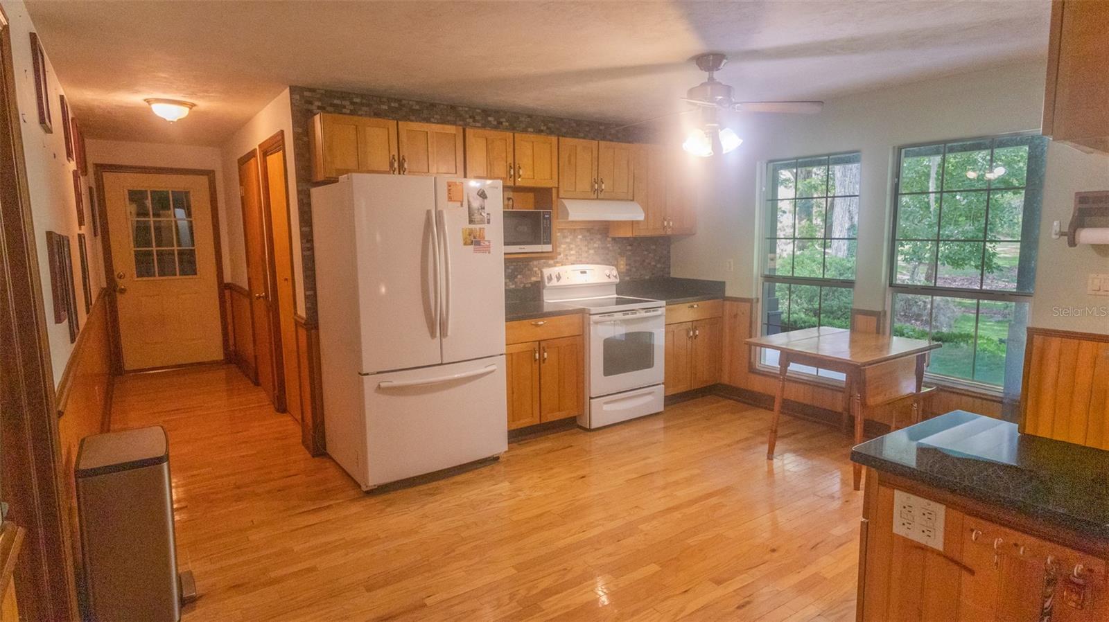 22304 35th, Melrose, FL 32666