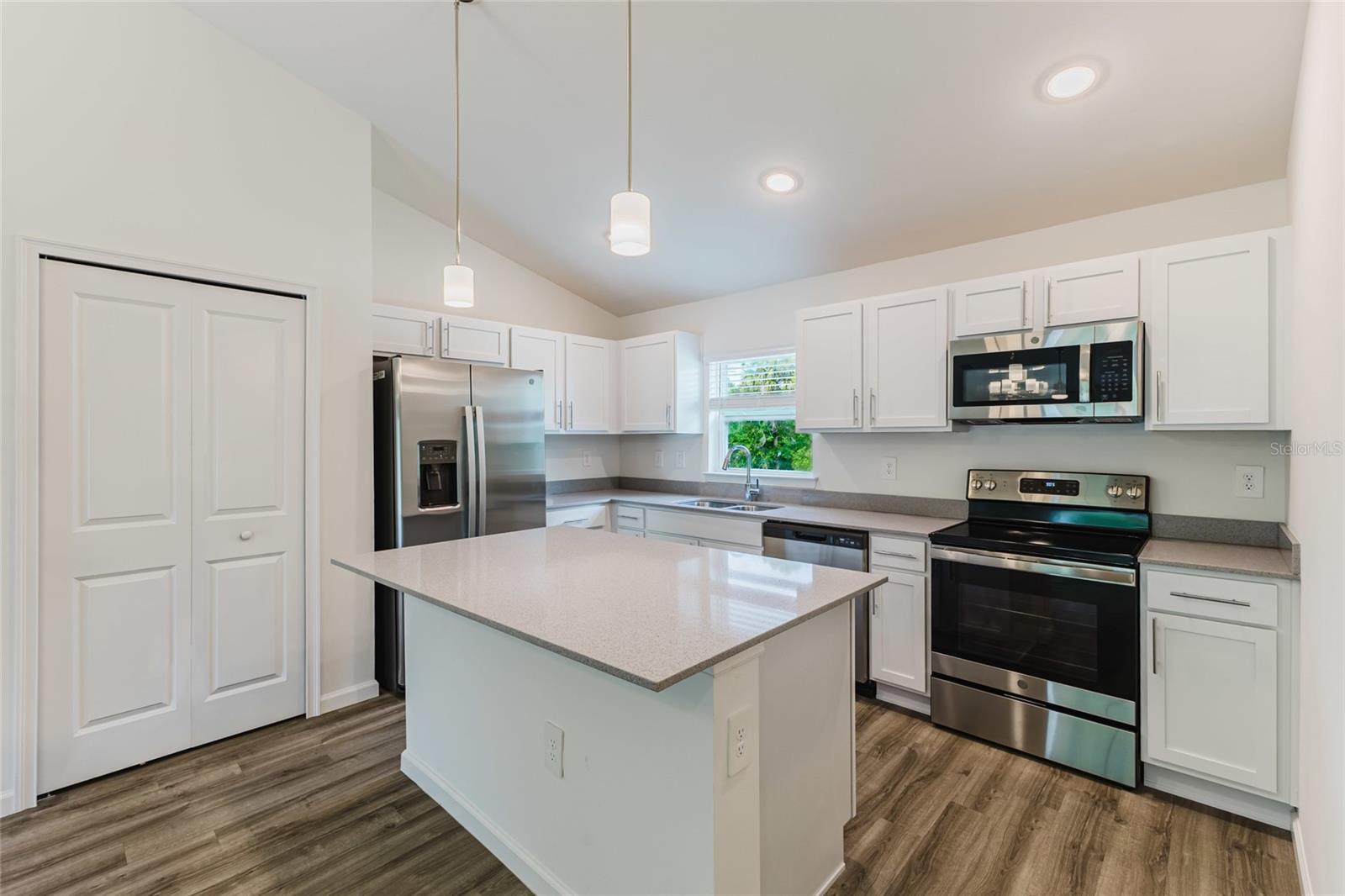 1326 Glenan, North Port, FL 34288