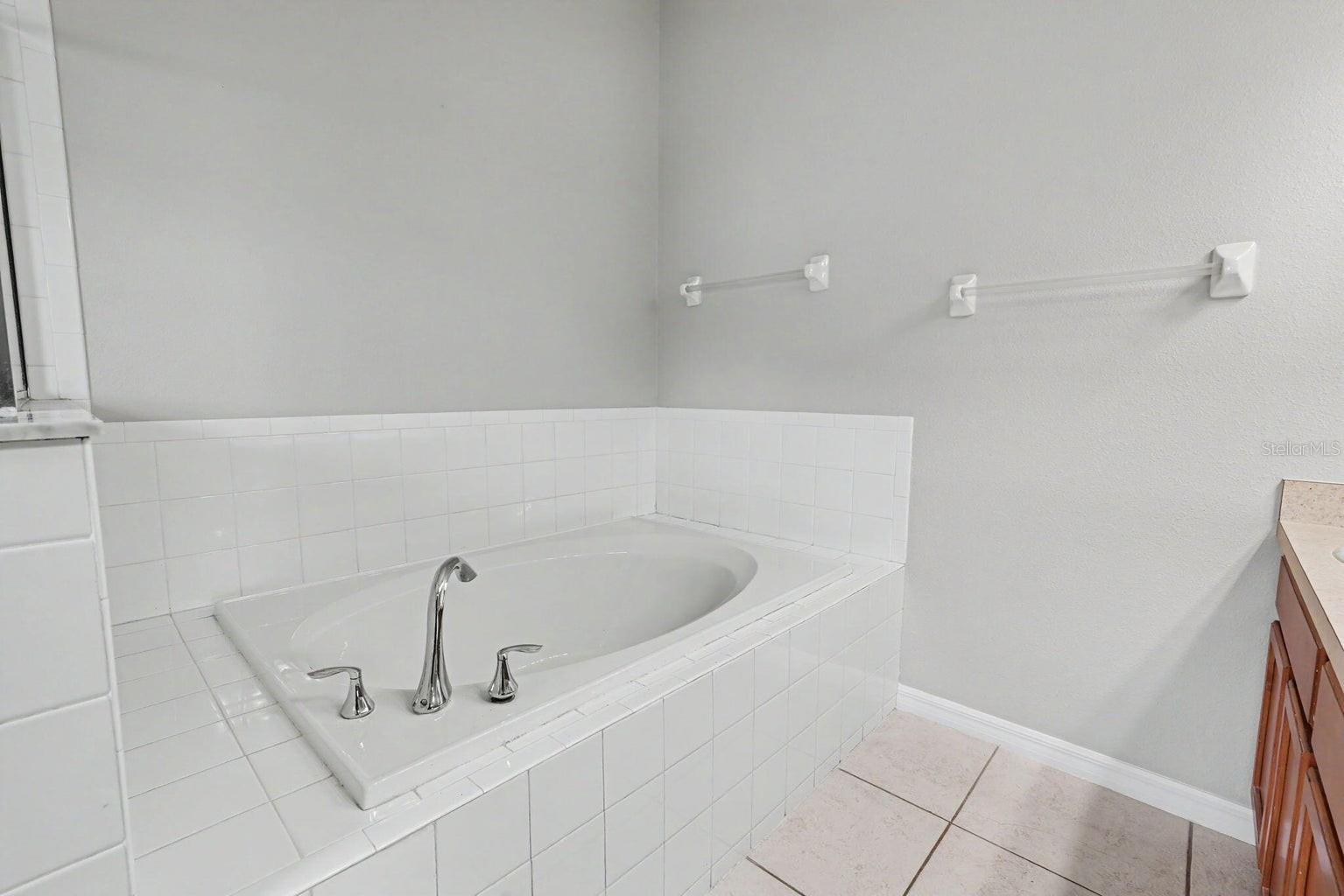 4693 Harts Brook, Mulberry, FL 33860