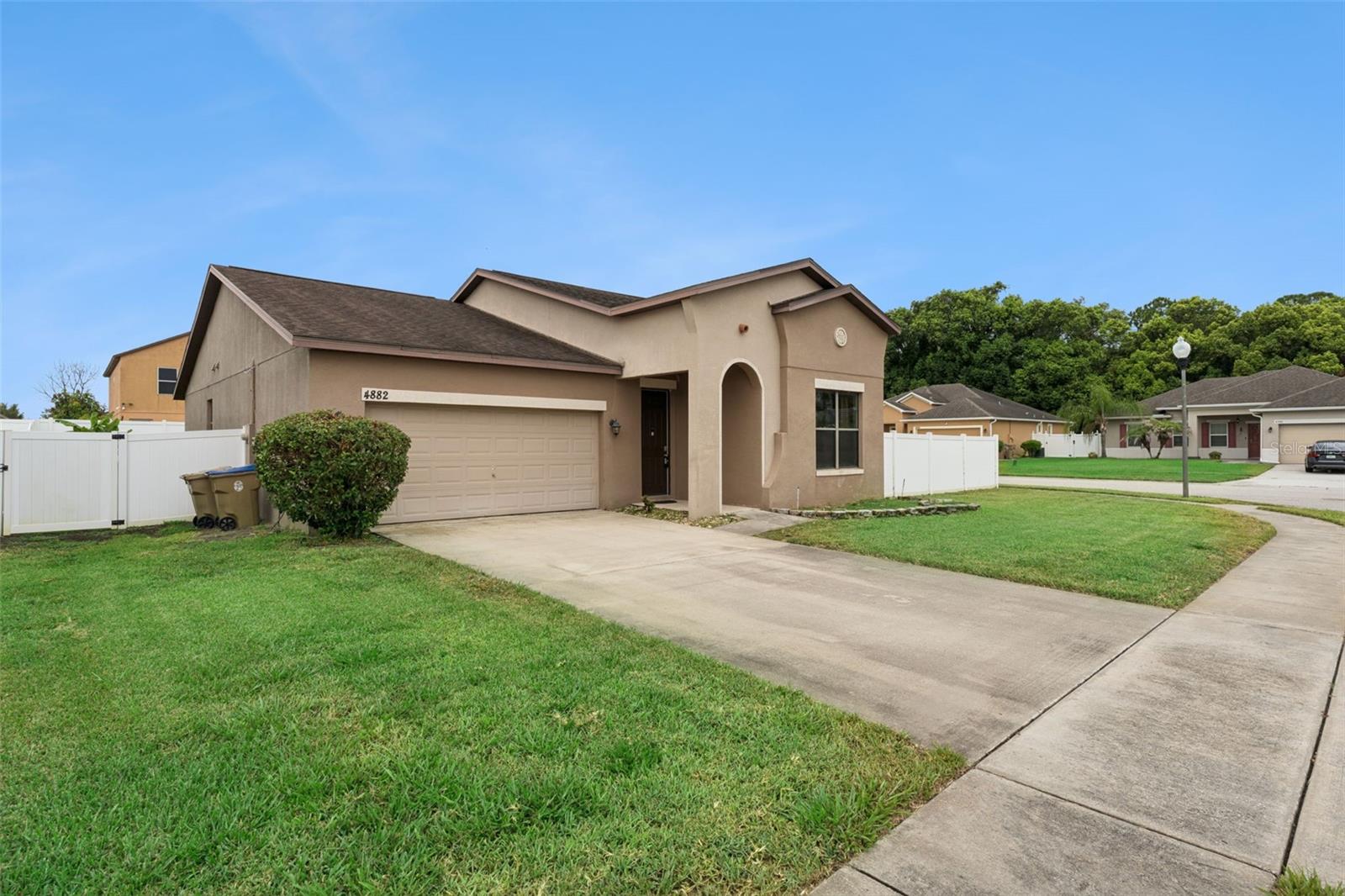 4882 Ashurst, Kissimmee, FL 34758