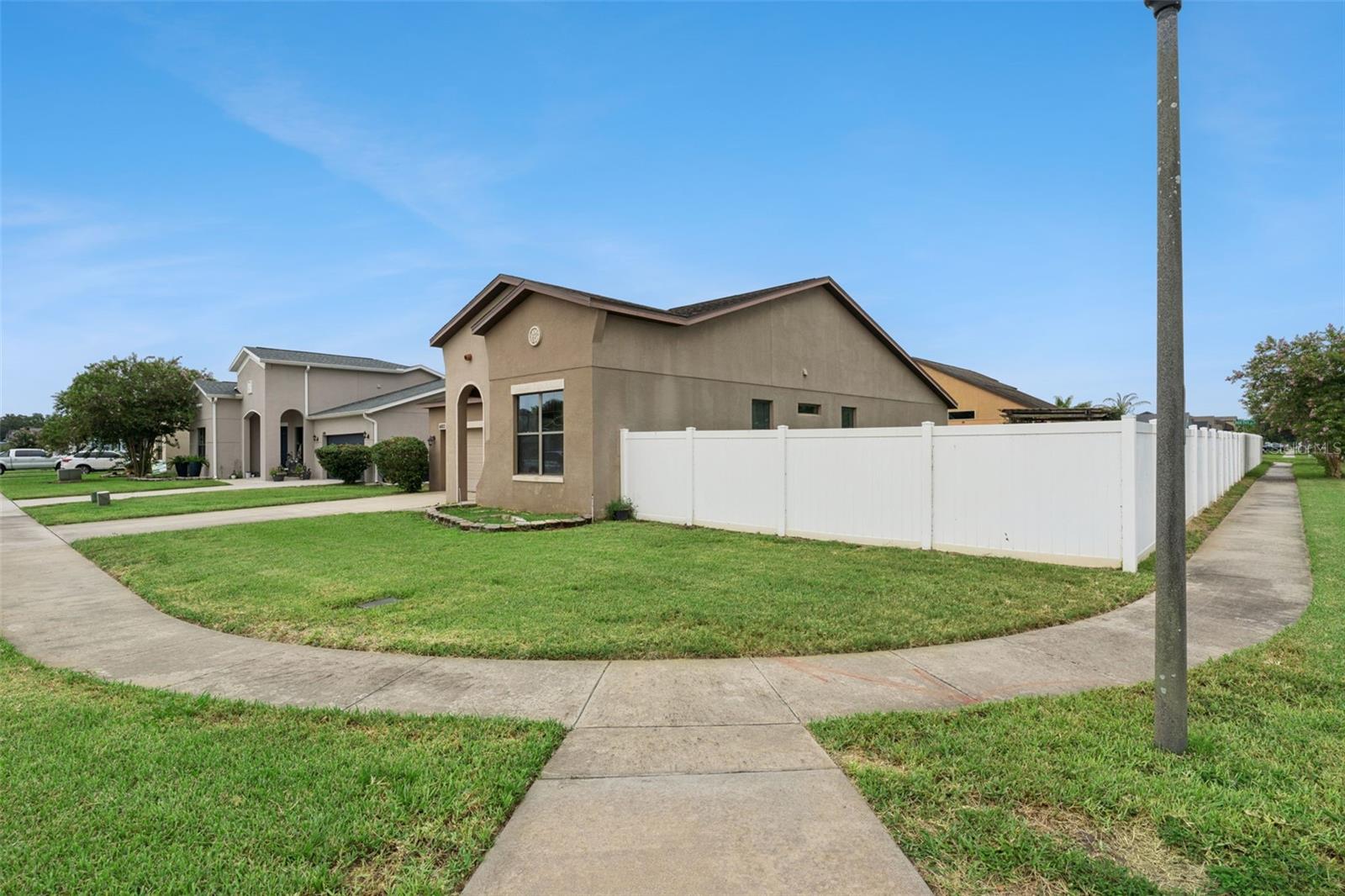 4882 Ashurst, Kissimmee, FL 34758