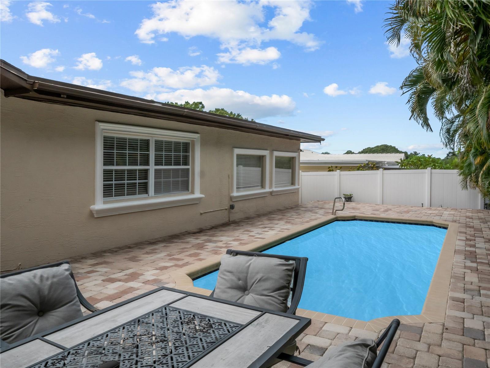 14331 Apache, Largo, FL 33774