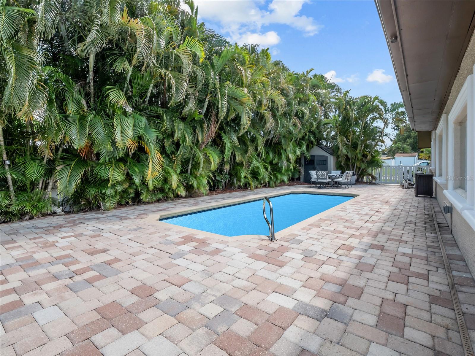 14331 Apache, Largo, FL 33774