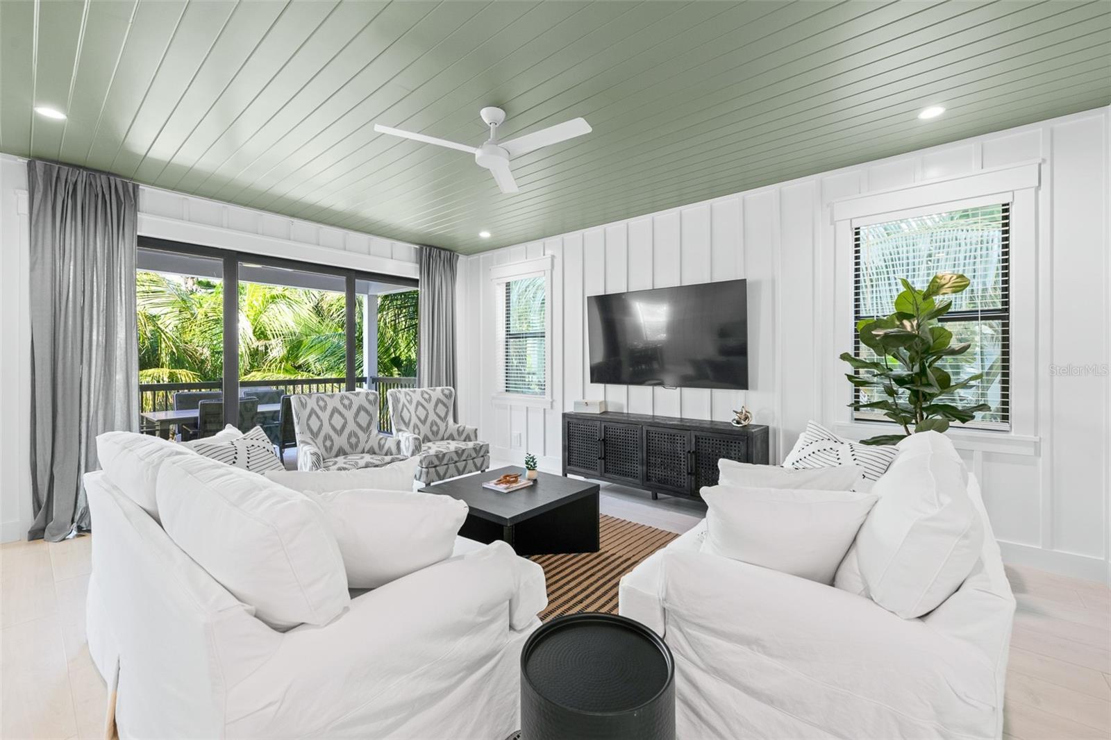 211 Grant, Sarasota, FL 34236