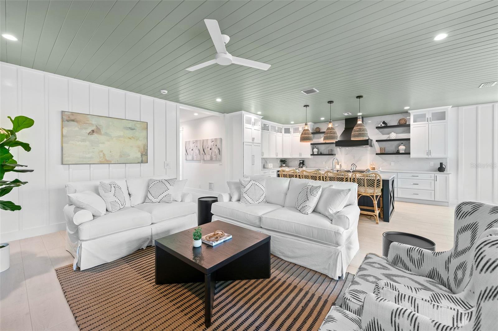 211 Grant, Sarasota, FL 34236