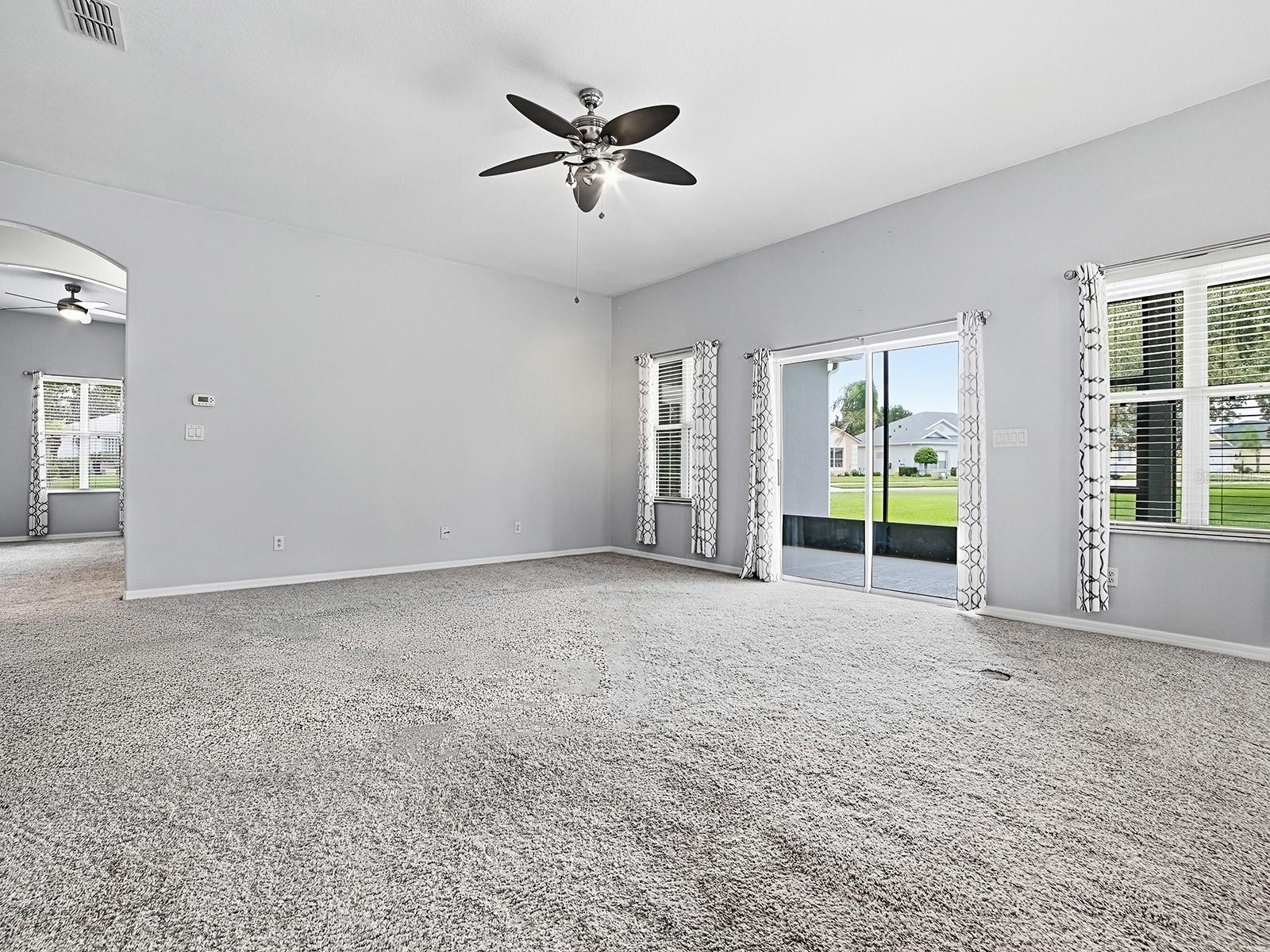 25509 Laurel Valley, Leesburg, FL 34748
