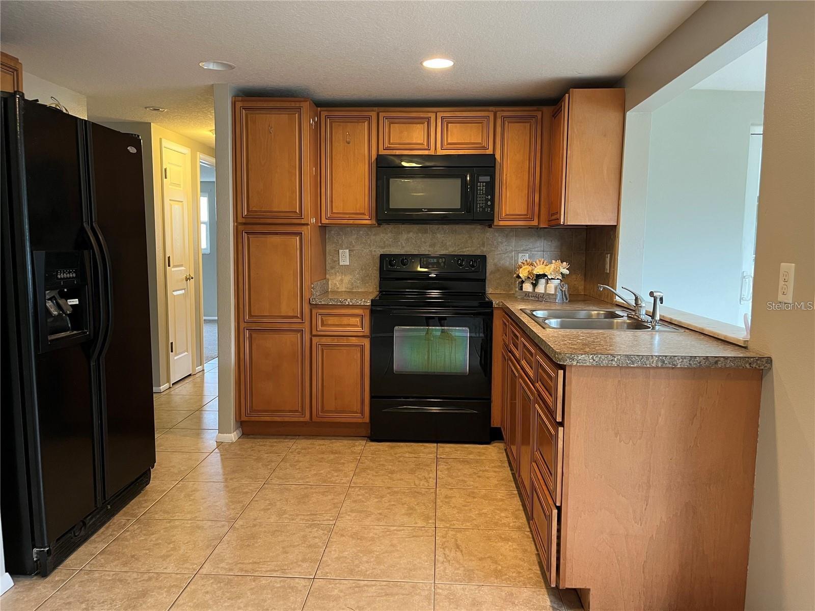 7407 University, Hudson, FL 34667