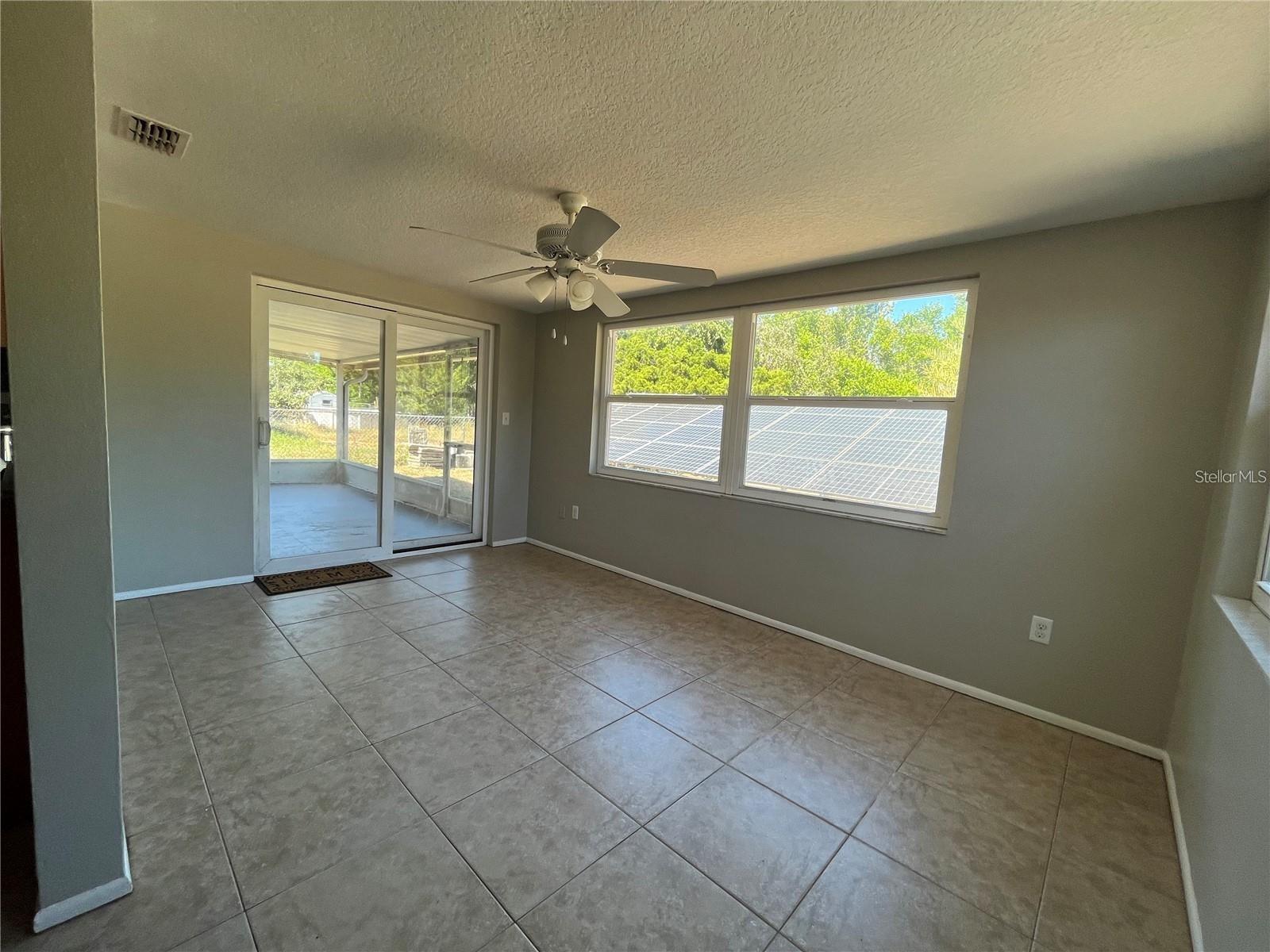 7407 University, Hudson, FL 34667