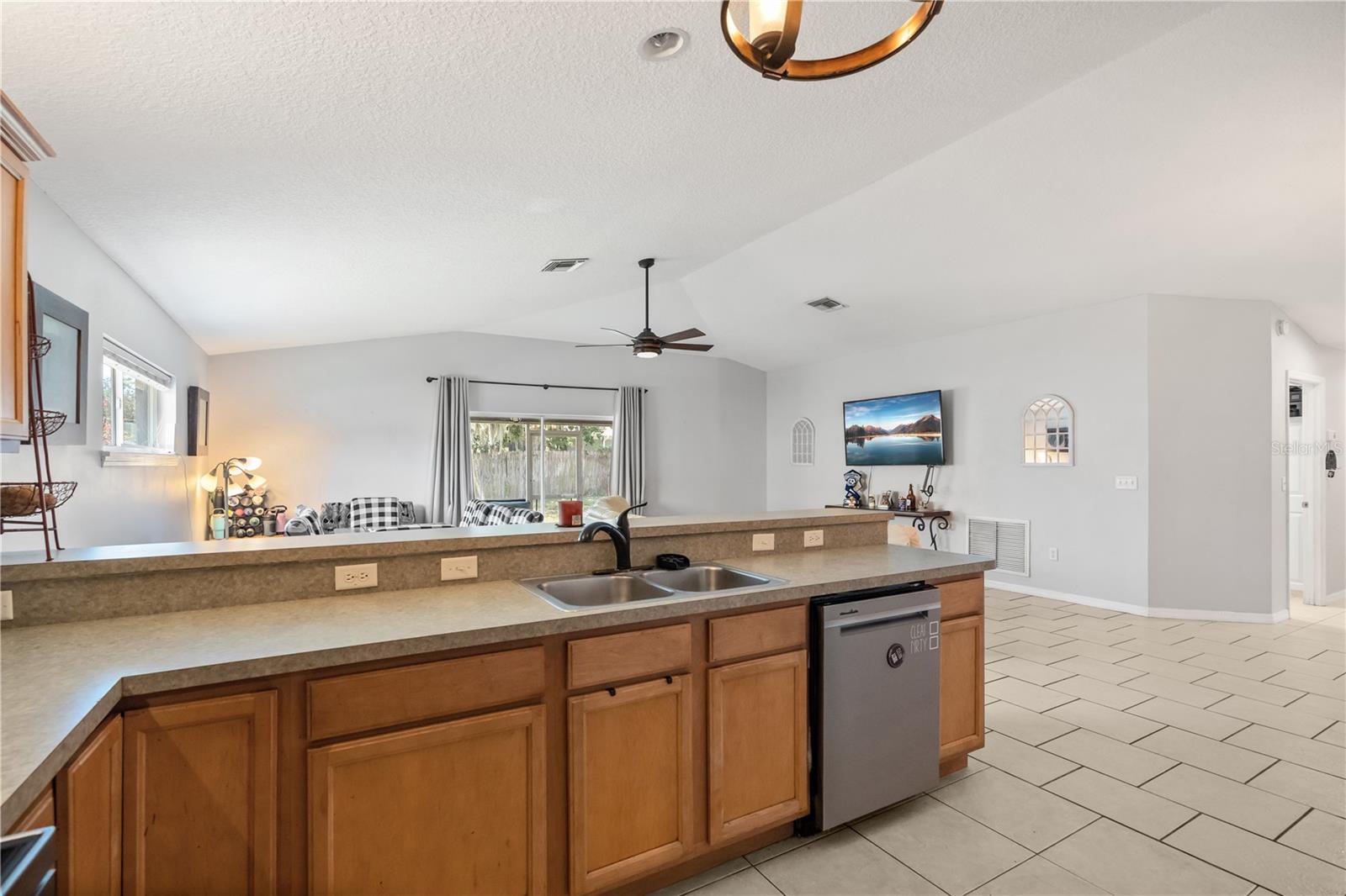 10022 Carole, Leesburg, FL 34788