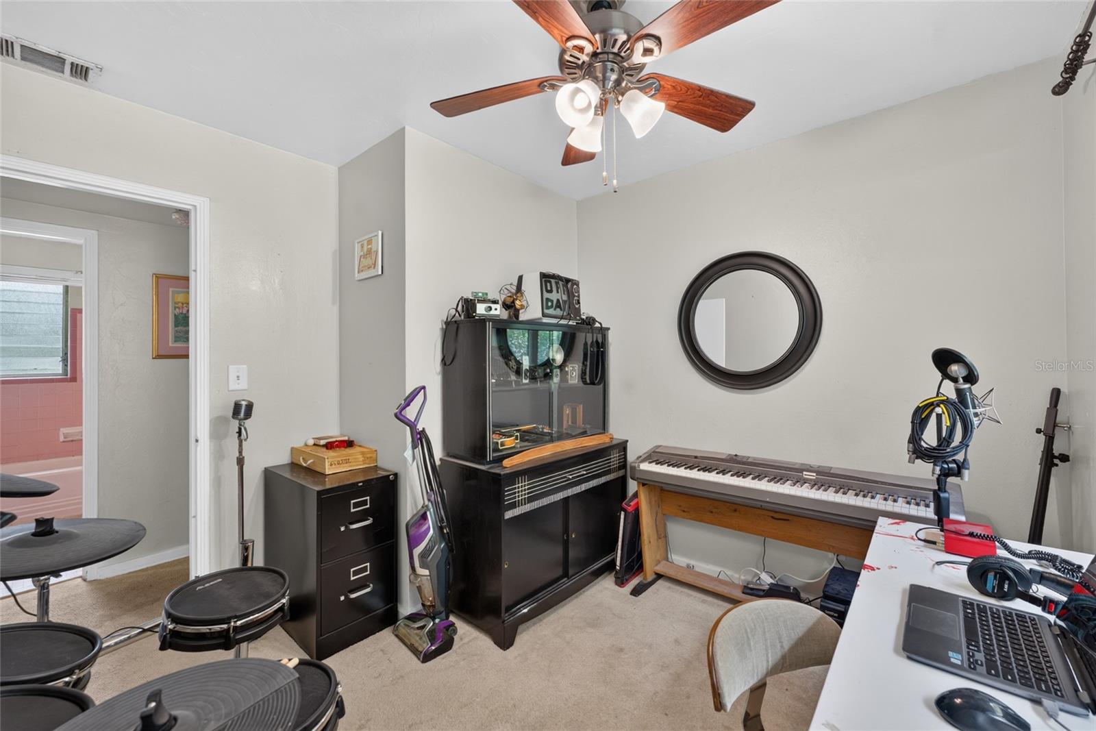 2102 8th, Gainesville, FL 32609