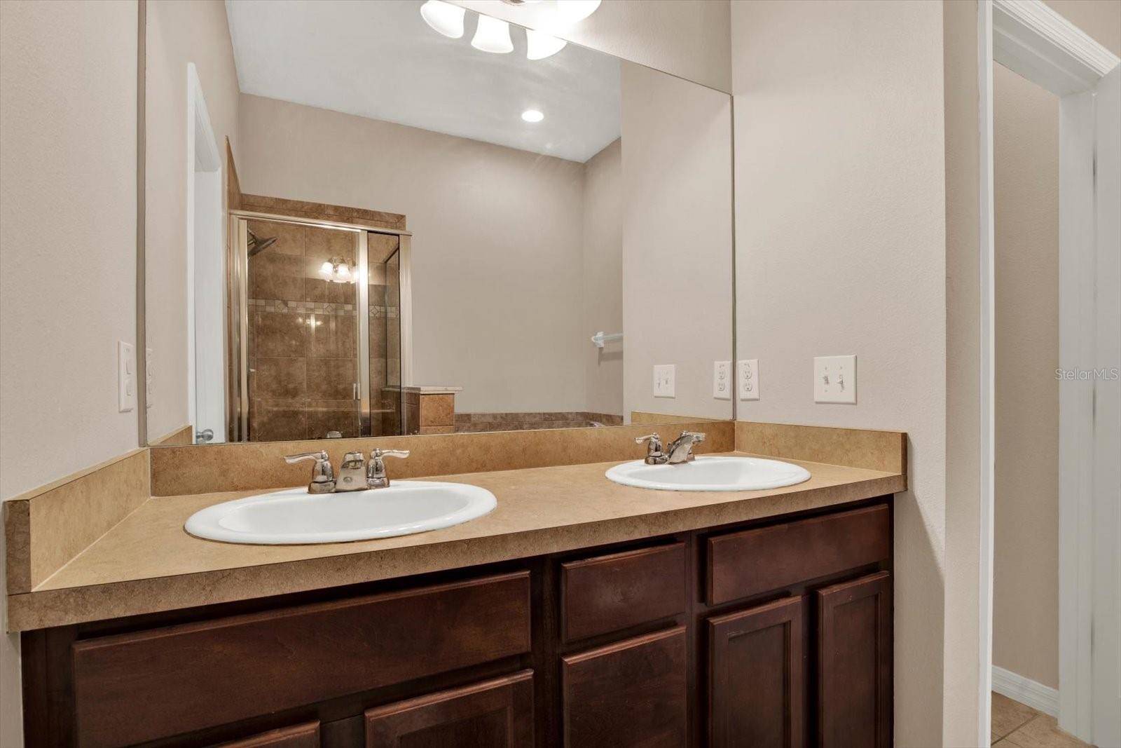 6843 46th, Pinellas Park, FL 33781