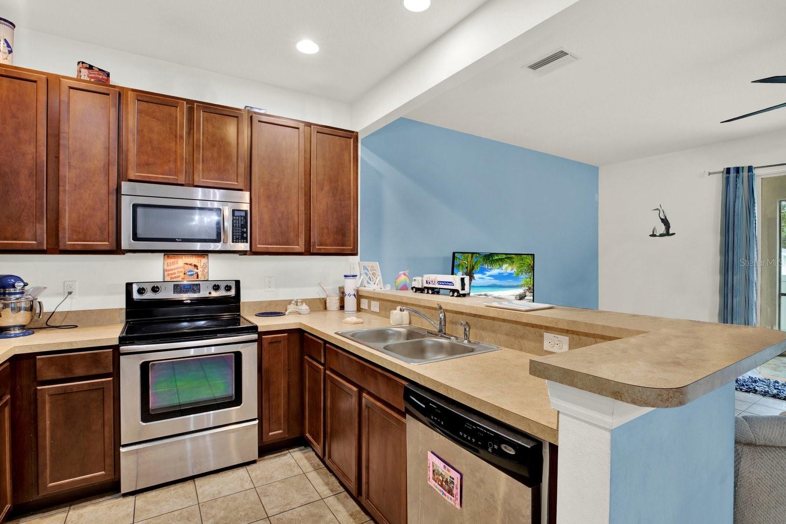 6843 46th, Pinellas Park, FL 33781