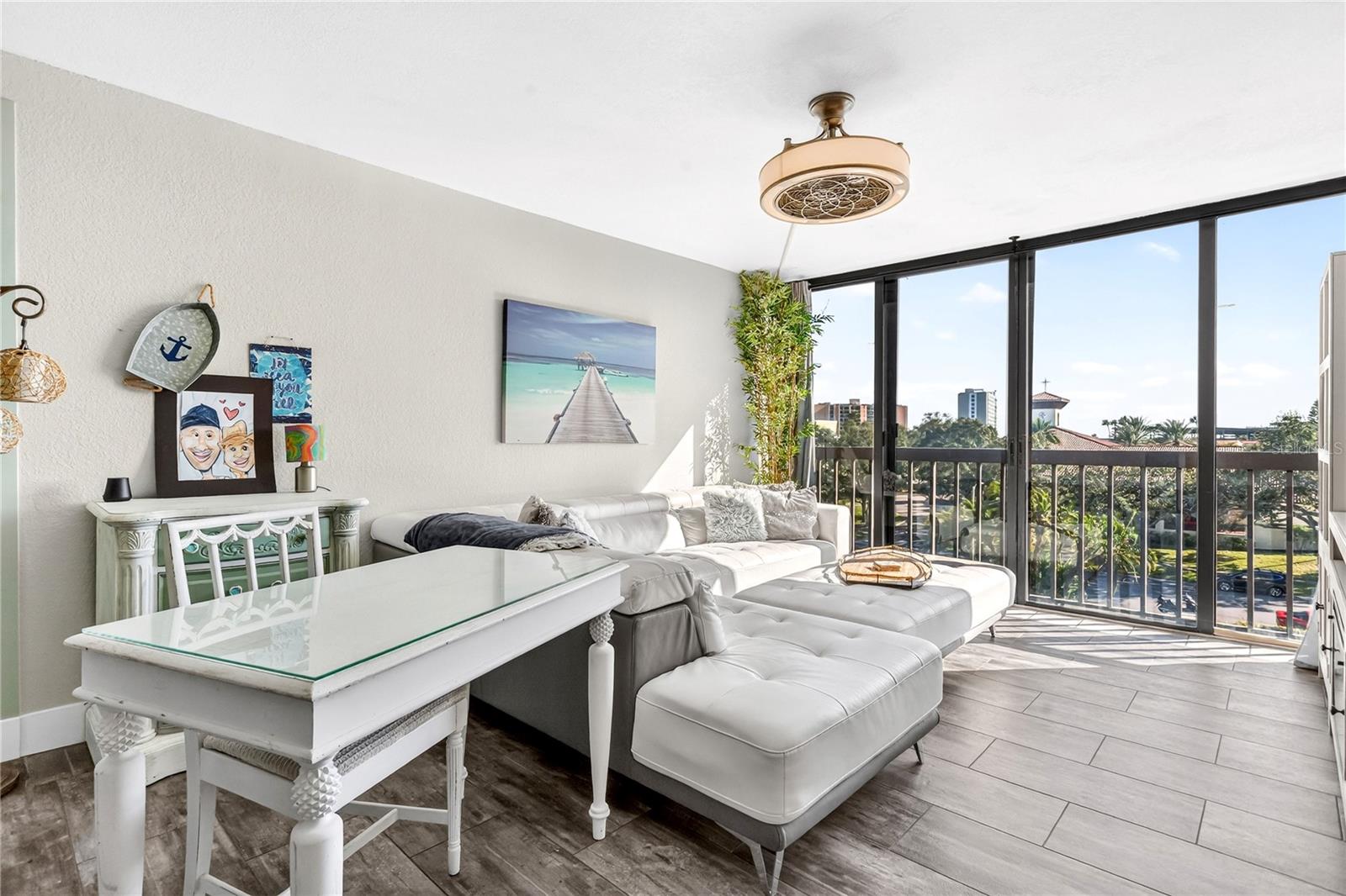 255 Dolphin Unit 407, Clearwater Beach, FL 33767