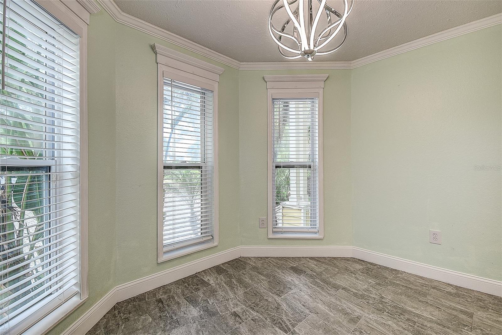 510 Wideview, Tarpon Springs, FL 34689