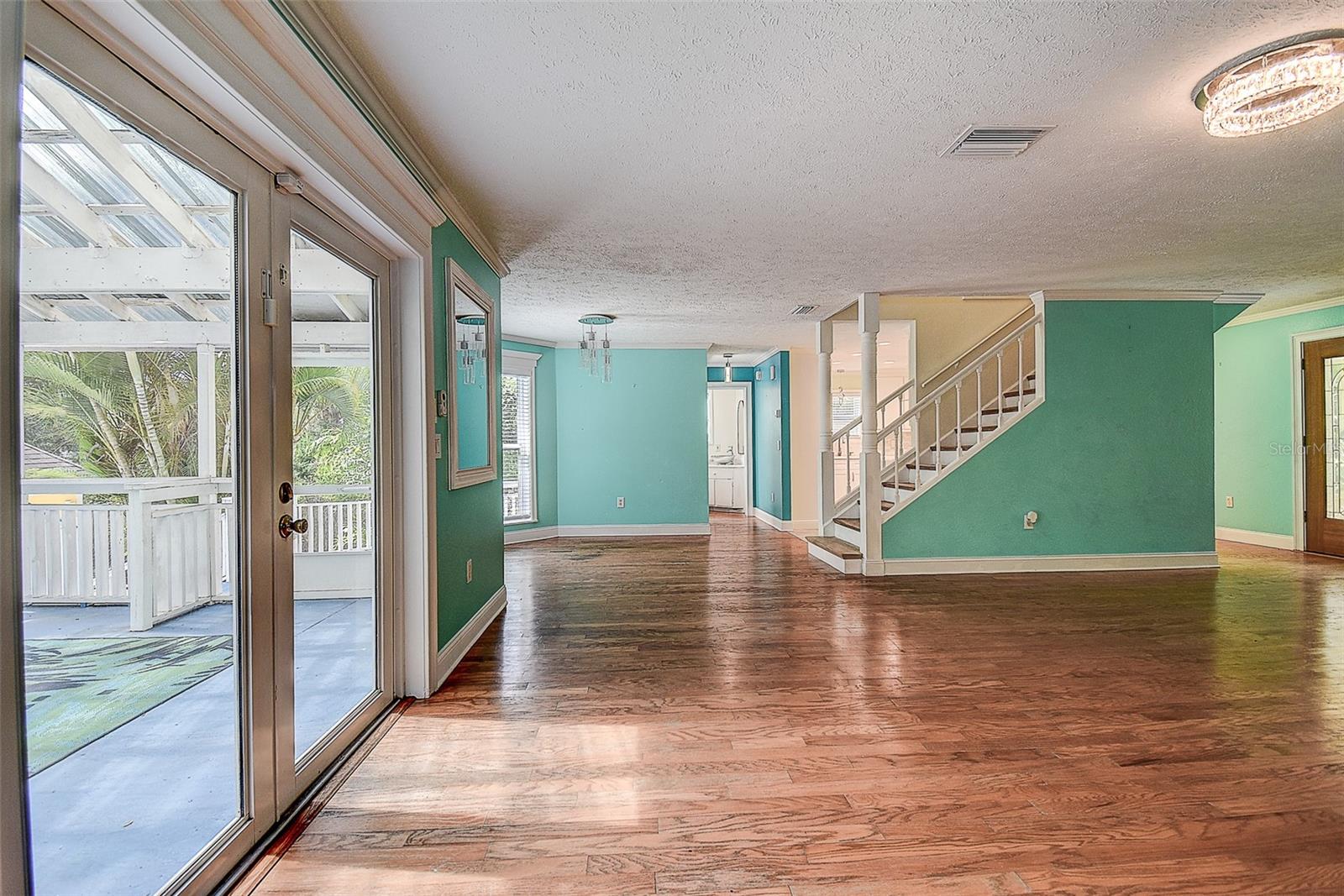 510 Wideview, Tarpon Springs, FL 34689