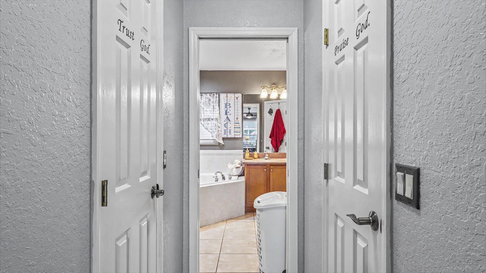 104 Bentley Oaks, Auburndale, FL 33823