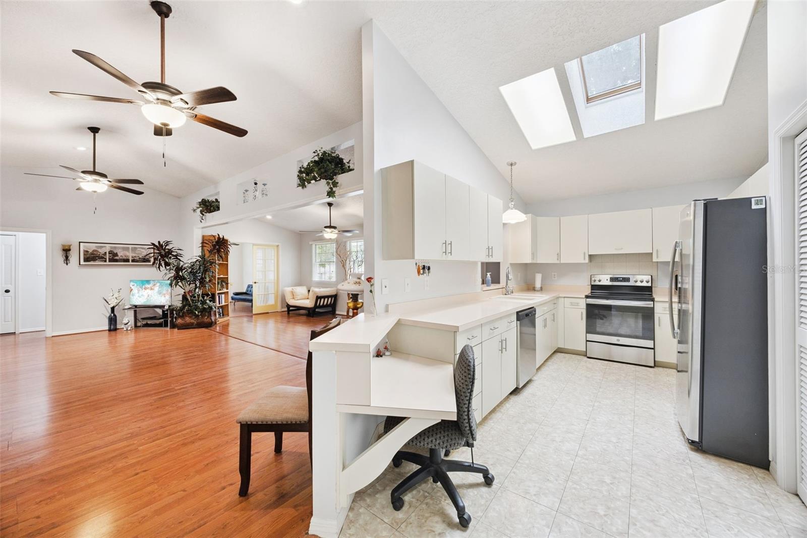 480 Lake Forest, Mount Dora, FL 32757
