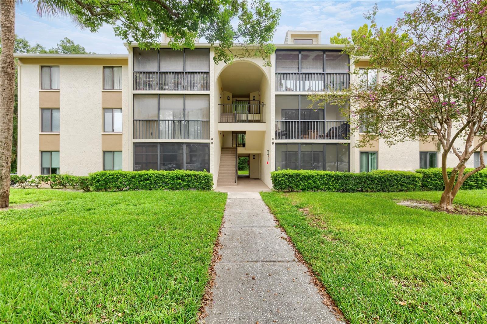 3232 Lake Pine Unit B1, Tarpon Springs, FL 34688