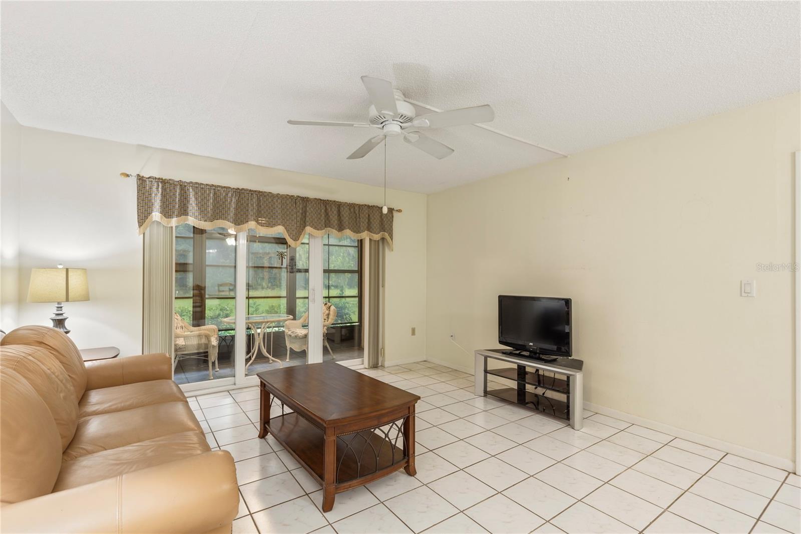 3232 Lake Pine Unit B1, Tarpon Springs, FL 34688