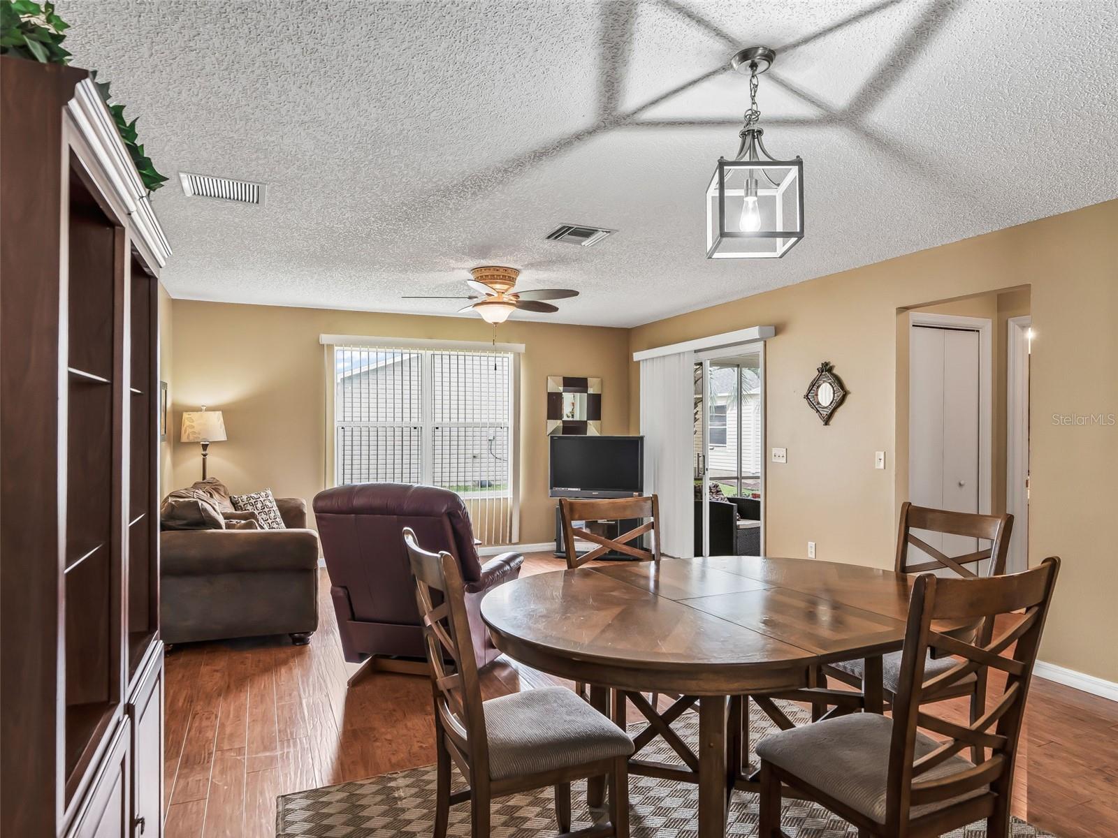897 Livingston, The Villages, FL 32162