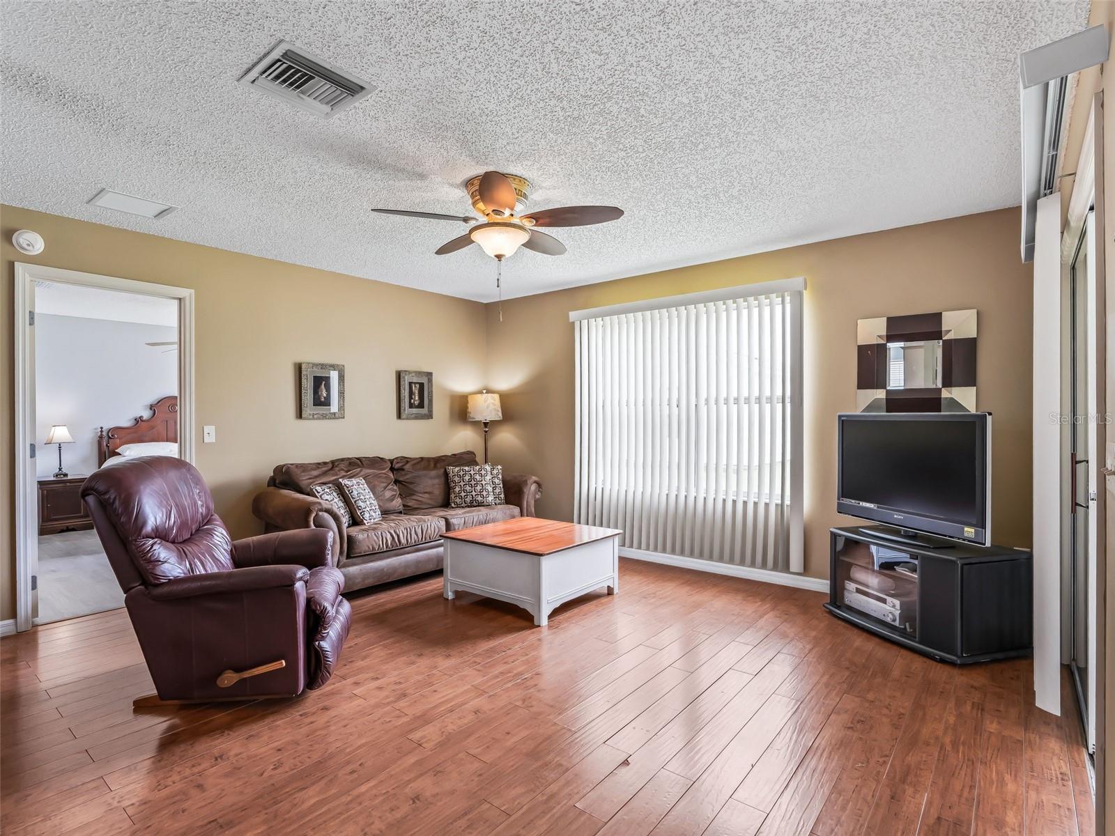 897 Livingston, The Villages, FL 32162