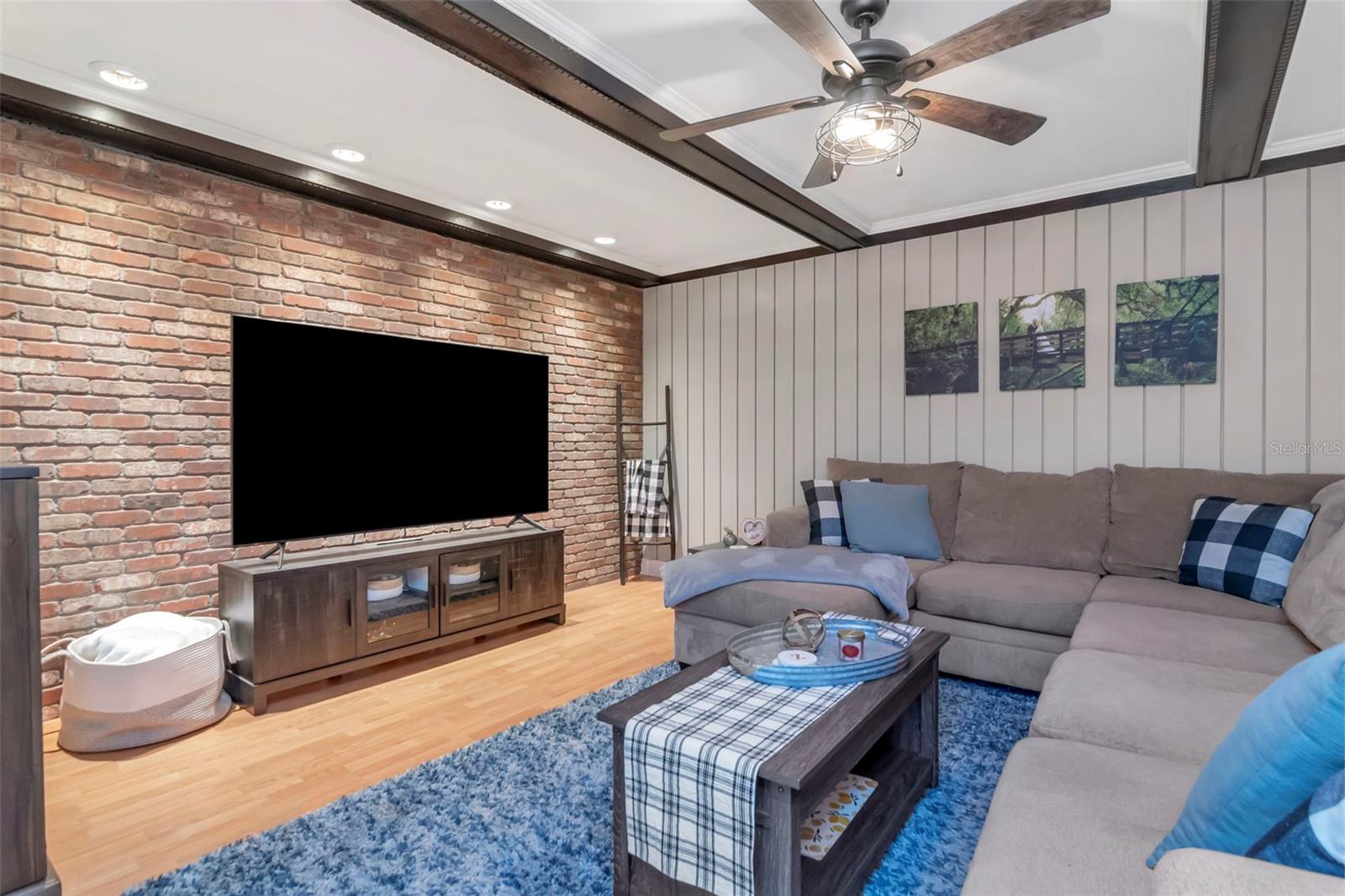 2535 Lake Ellen, Tampa, FL 33618