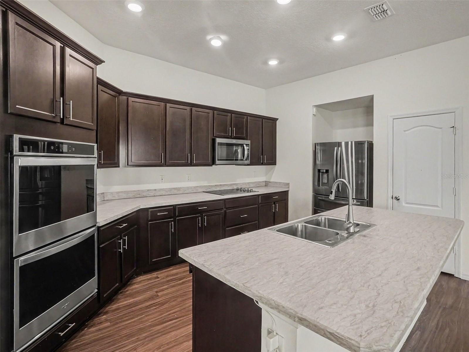 2488 Begonia, Mascotte, FL 34753