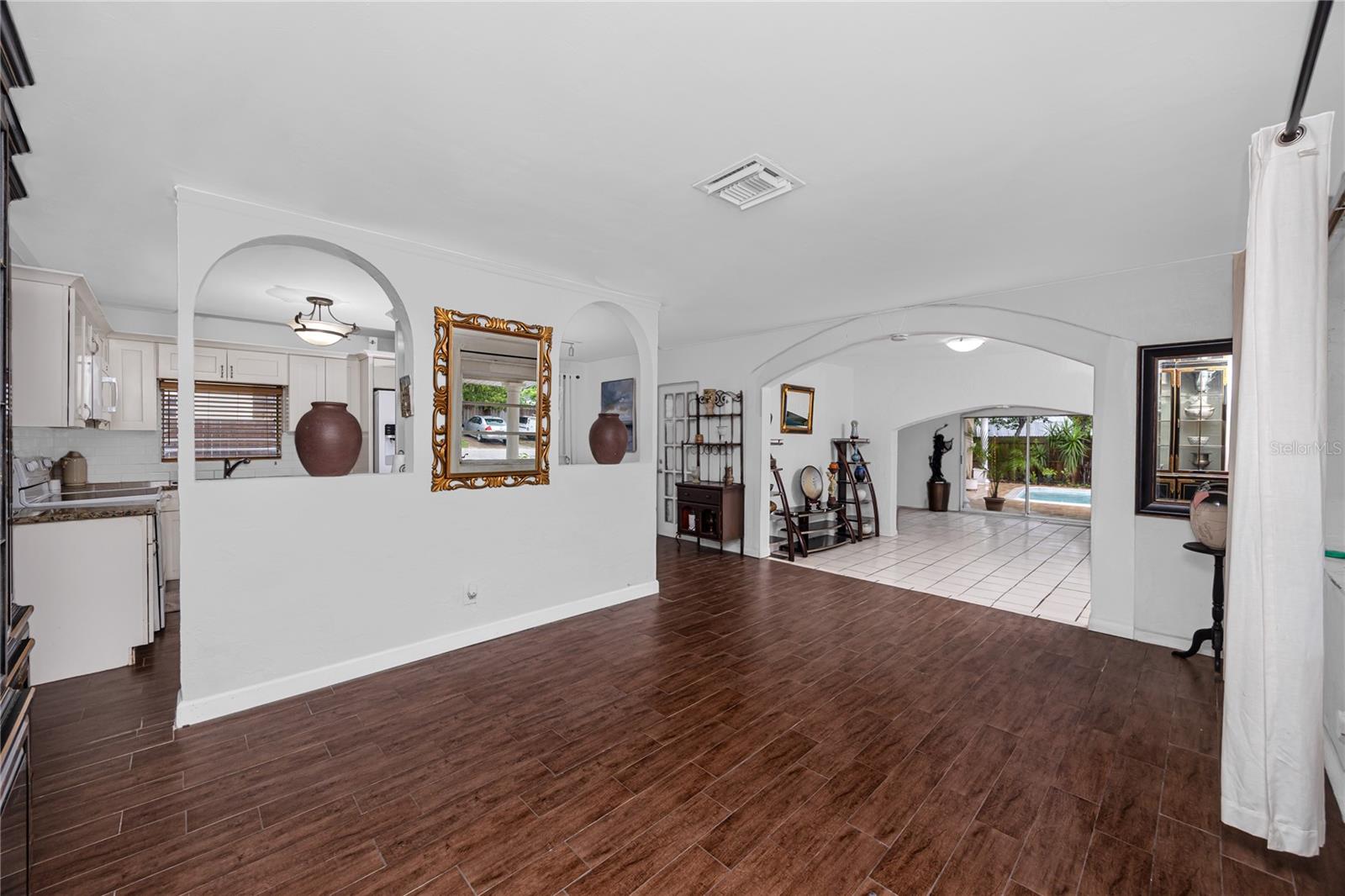 755 43rd, St Petersburg, FL 33713