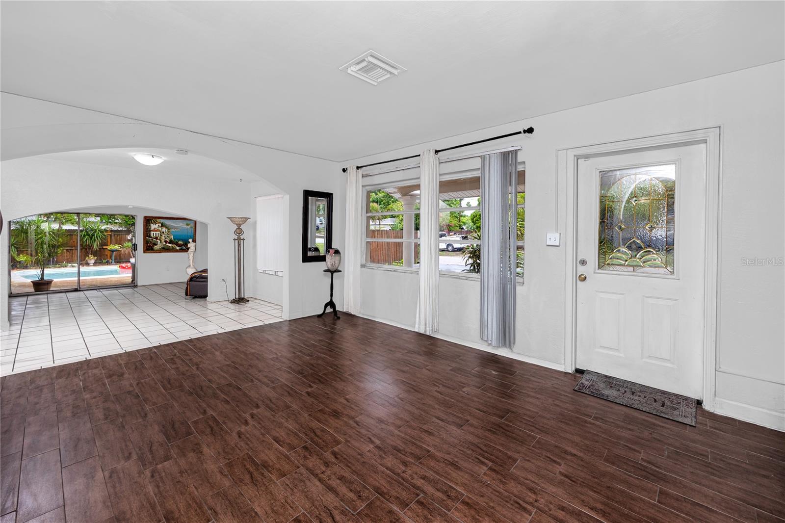 755 43rd, St Petersburg, FL 33713