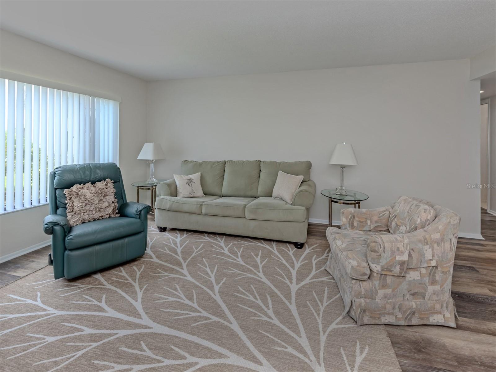 808 Capri Isles Blvd Unit 111, Venice, FL 34292