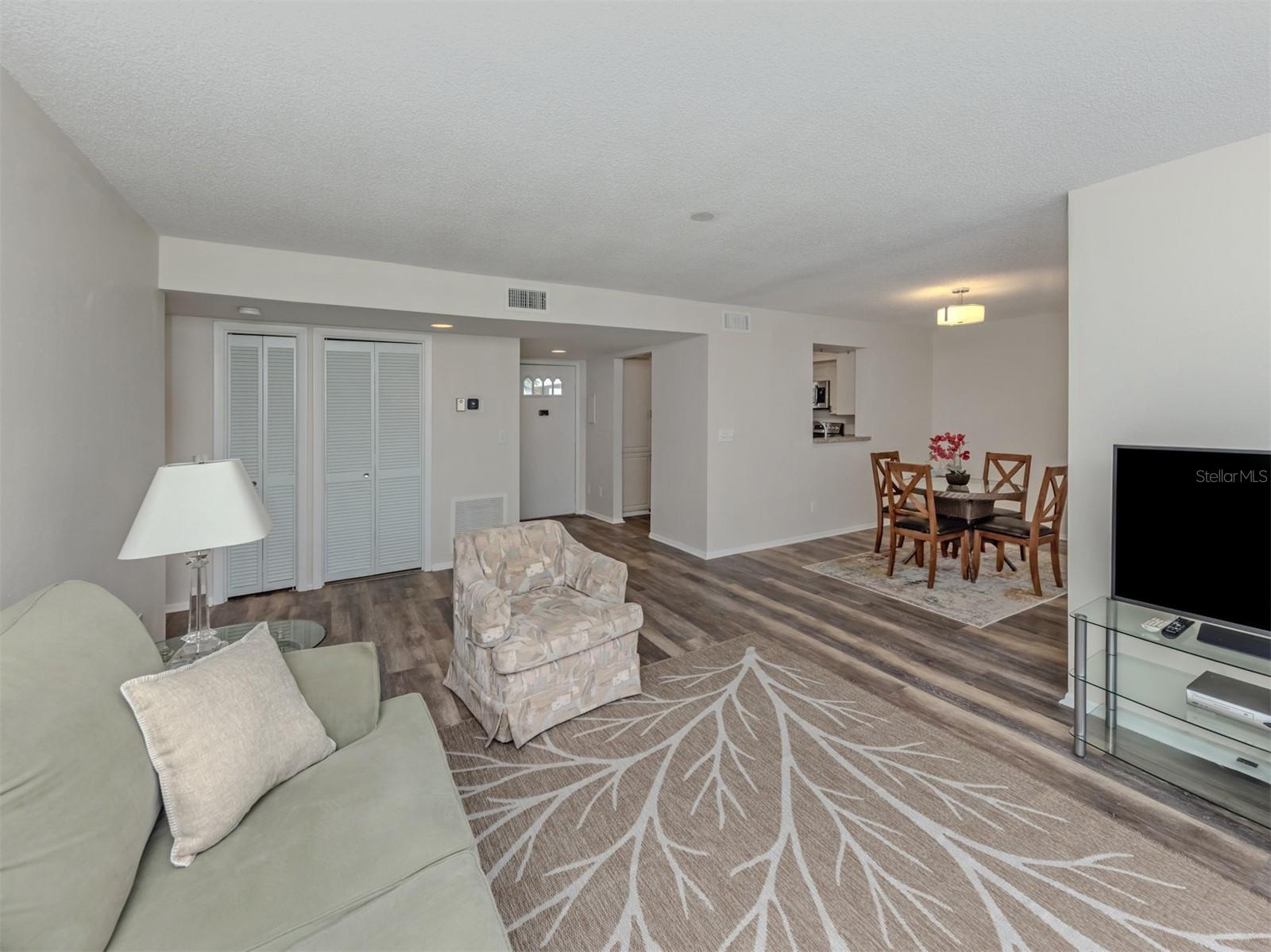 808 Capri Isles Blvd Unit 111, Venice, FL 34292