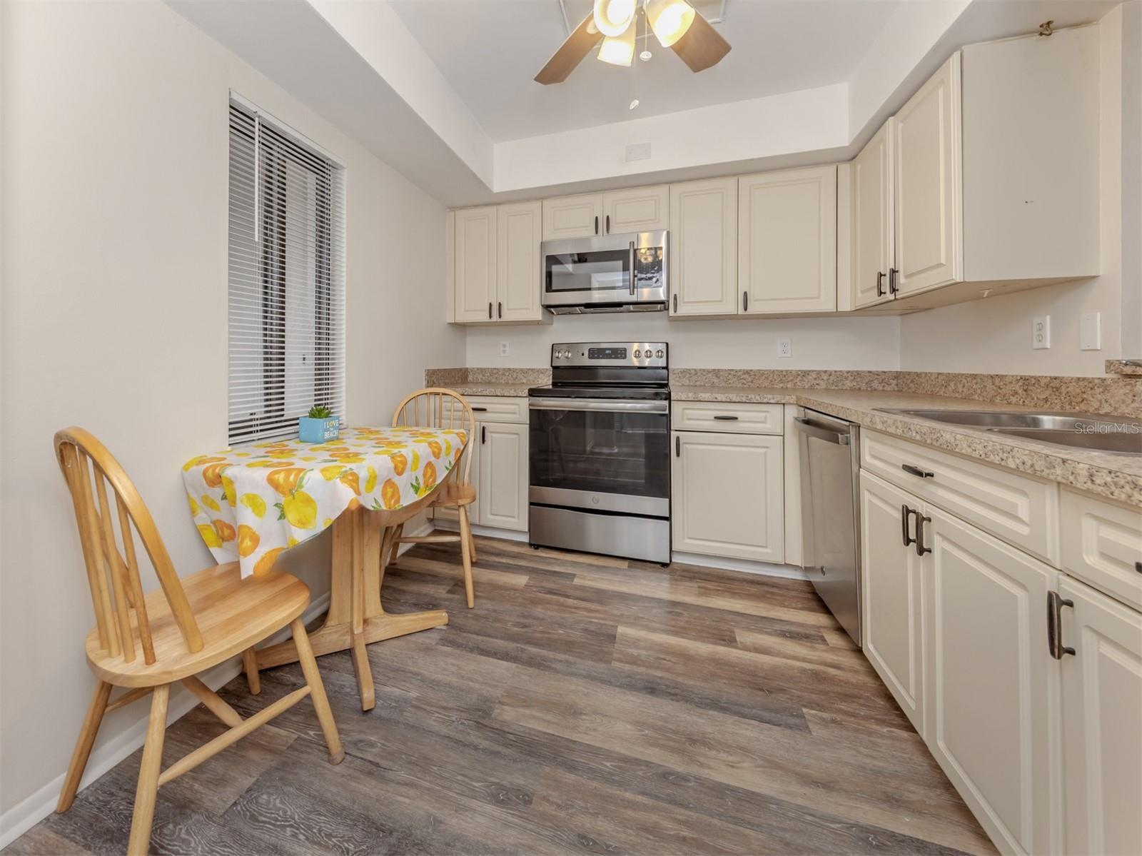 808 Capri Isles Blvd Unit 111, Venice, FL 34292