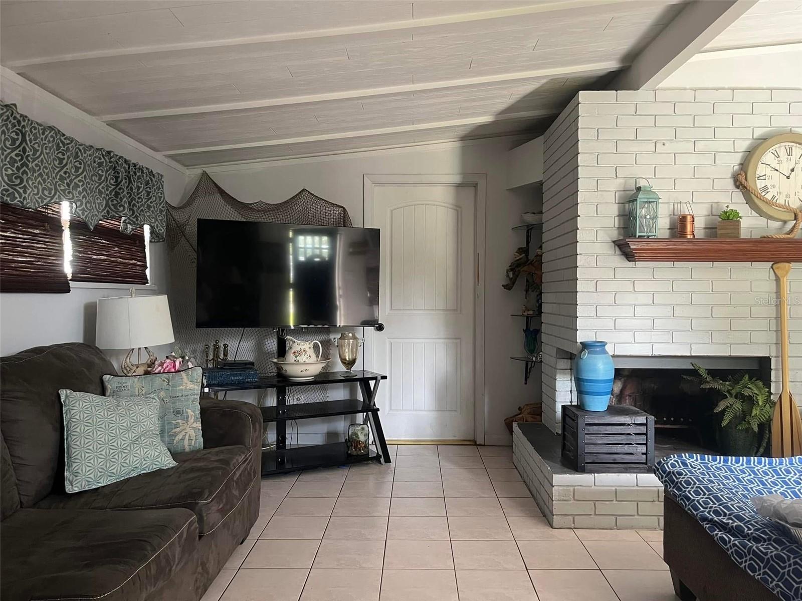 1529 River, Tampa, FL 33603
