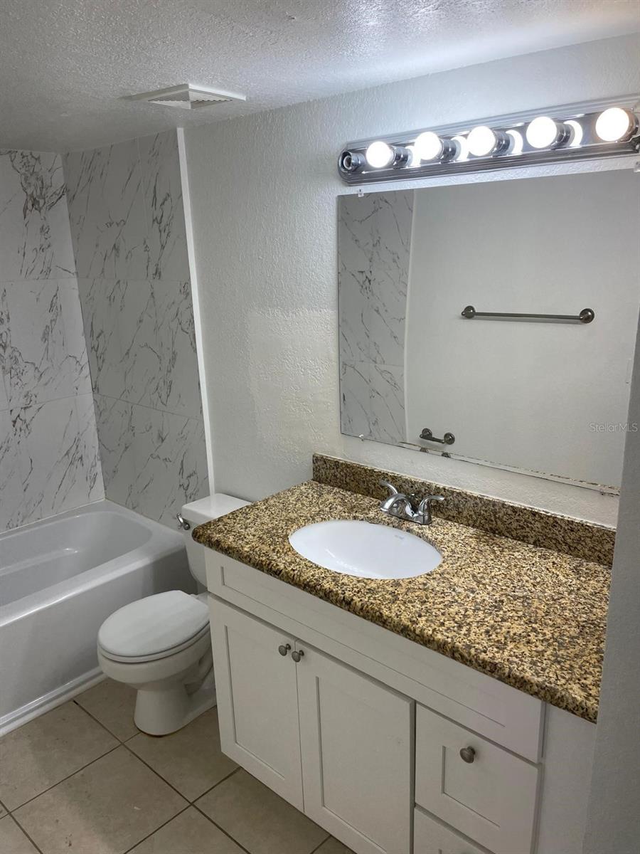 5140 Conroy Unit 35, Orlando, FL 32811