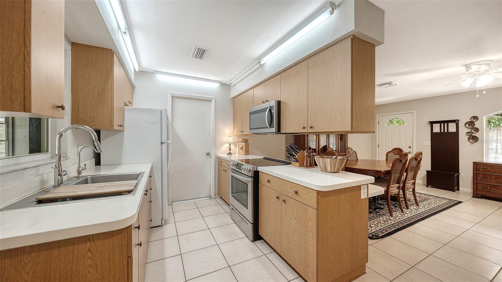 4498 Hidden River, Sarasota, FL 34240