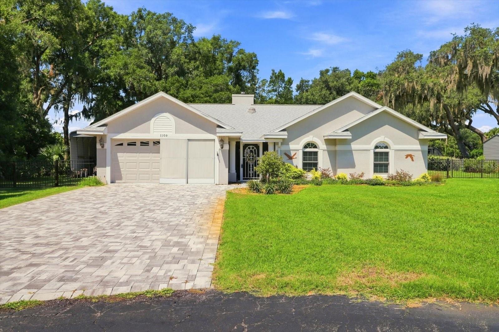 1109 Chateau, Inverness, FL 34450