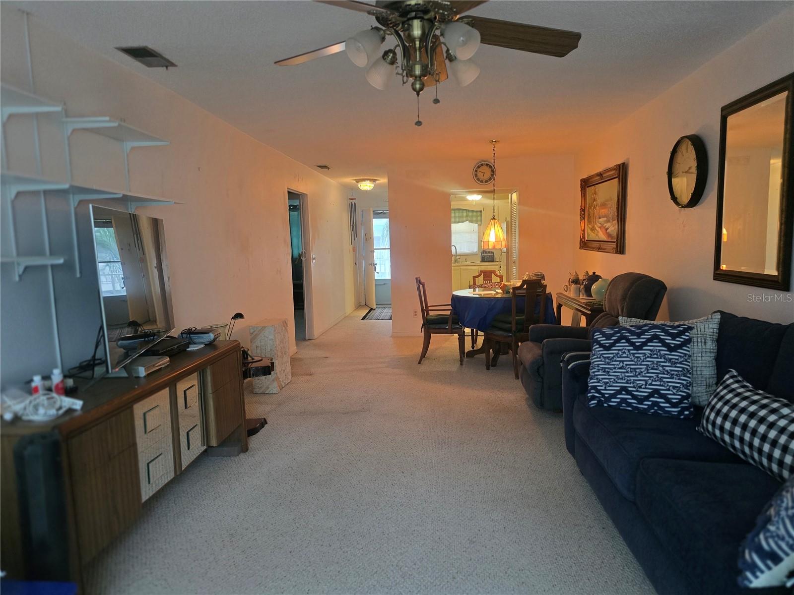 5356 81st Unit 15, St Petersburg, FL 33709