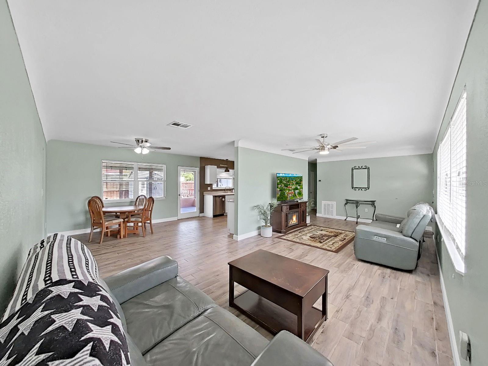 5931 49th, St Petersburg, FL 33709