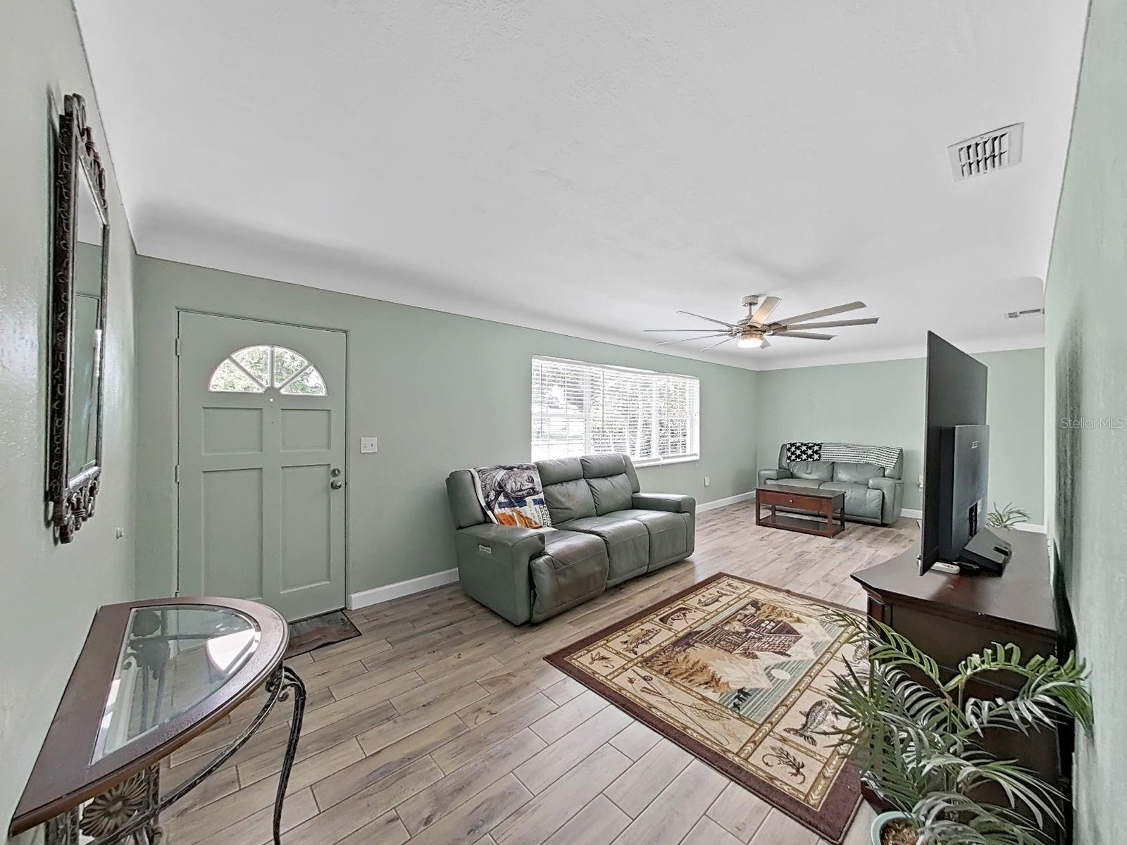 5931 49th, St Petersburg, FL 33709