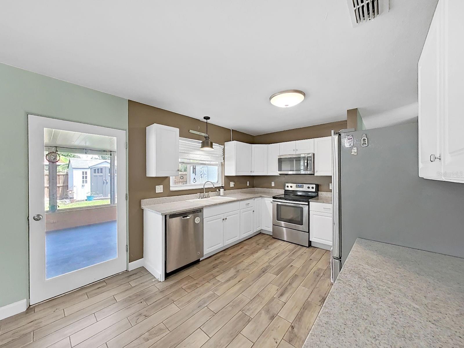 5931 49th, St Petersburg, FL 33709