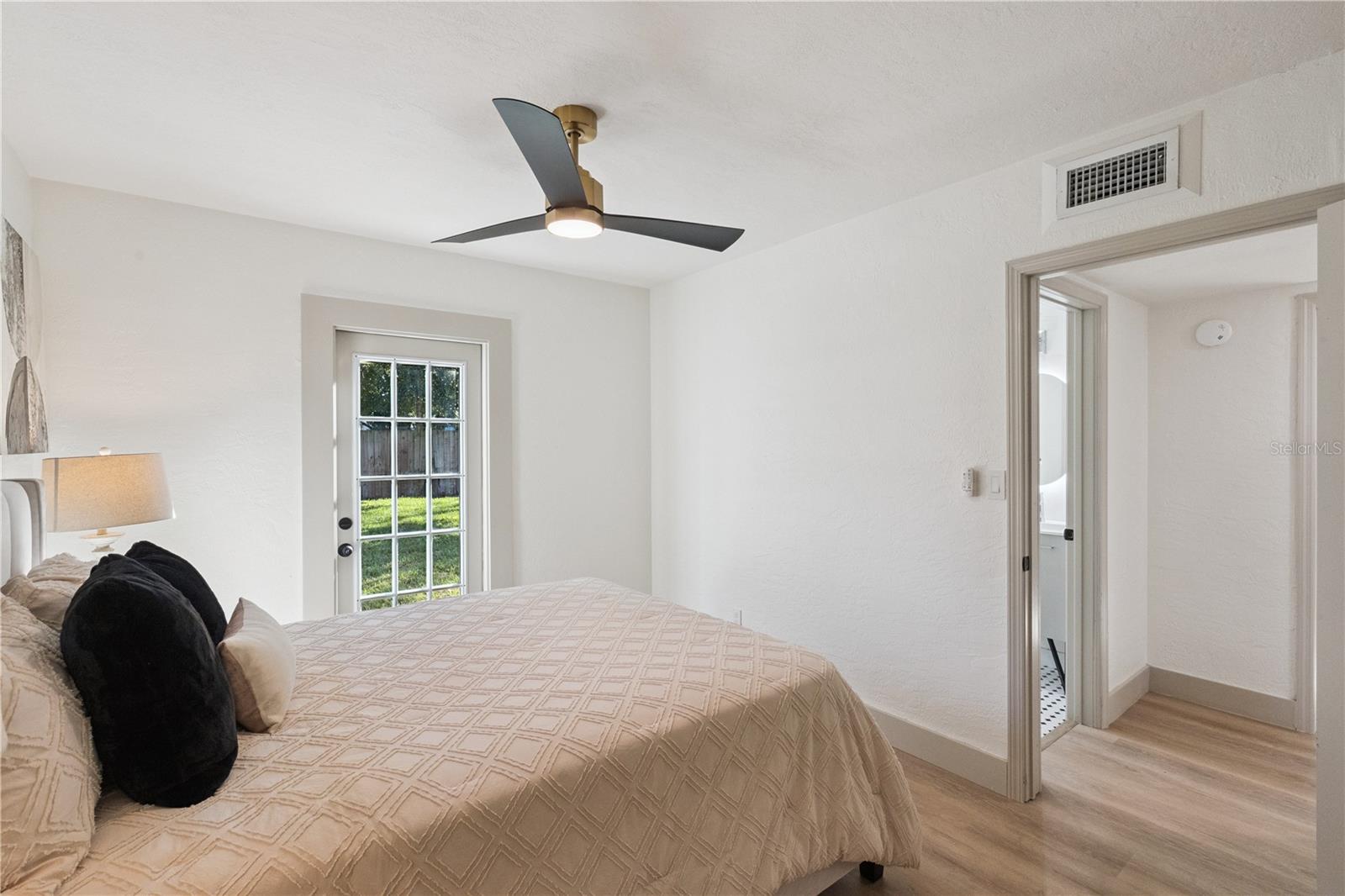 1931 Cloverlawn, Orlando, FL 32806