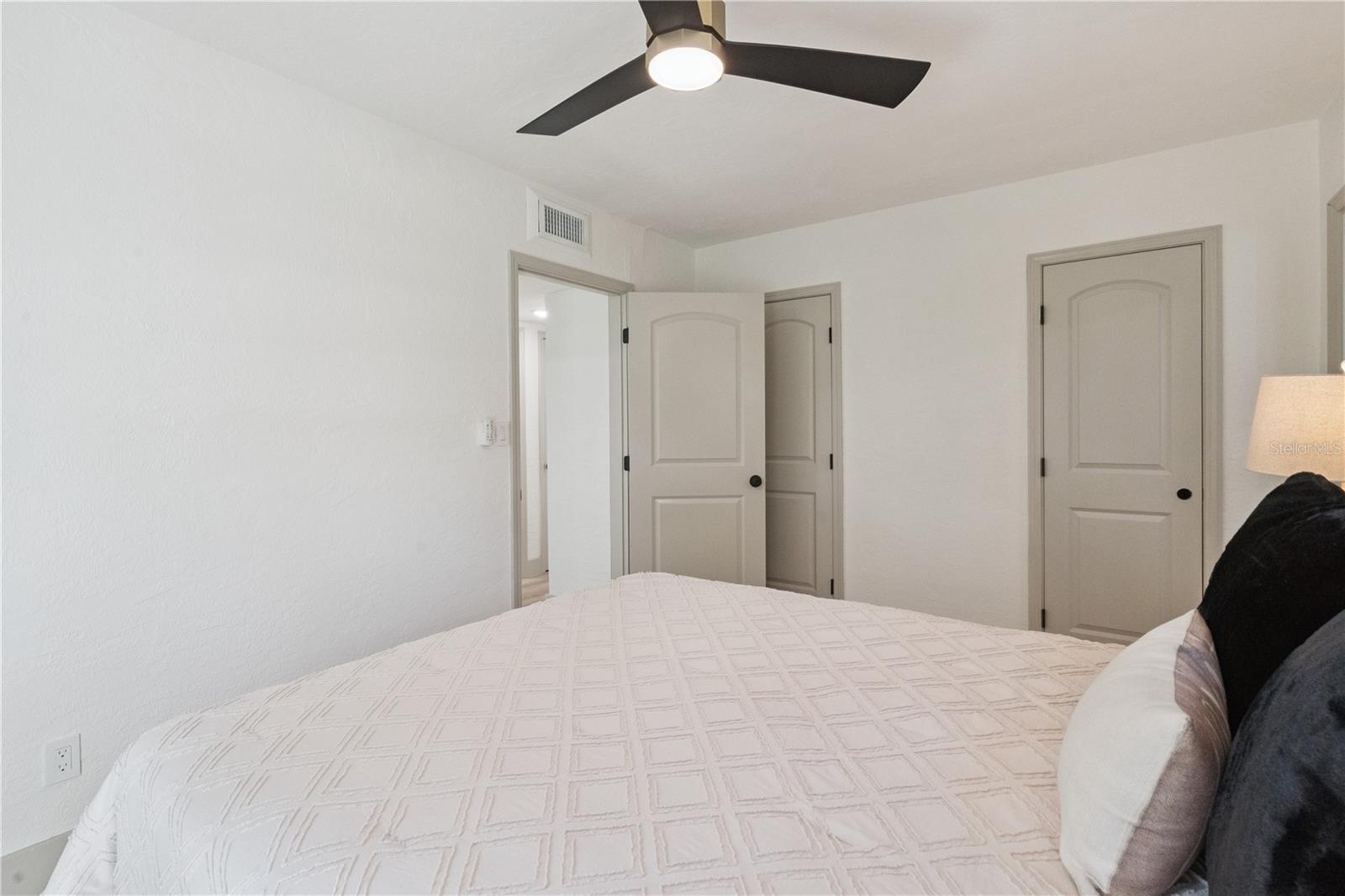 1931 Cloverlawn, Orlando, FL 32806