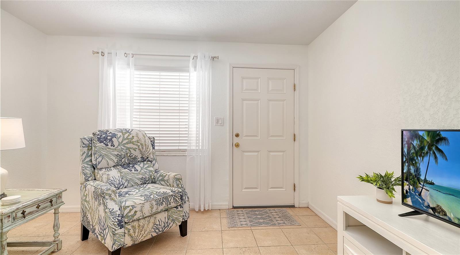 1749 Hillview Unit 1, Sarasota, FL 34239