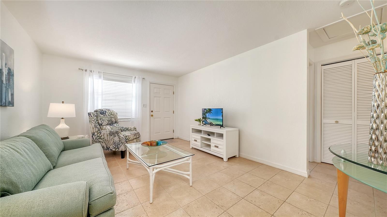 1749 Hillview Unit 1, Sarasota, FL 34239